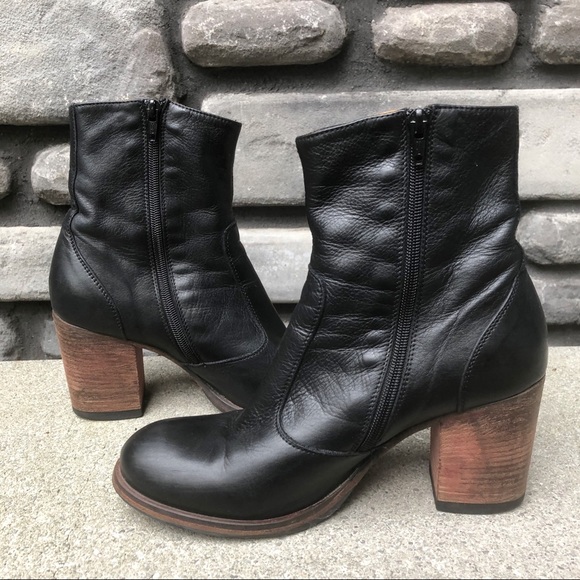 Gidigio Handmade Short Black Boot EUC sz 40 - Picture 3 of 10